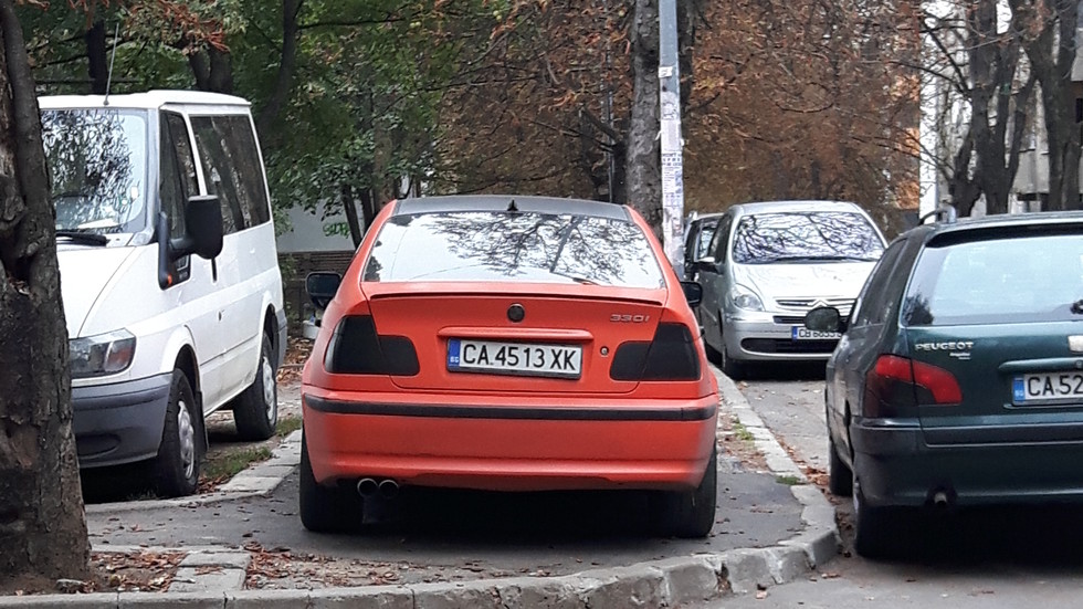 Войната между пешаходеца и автомобила