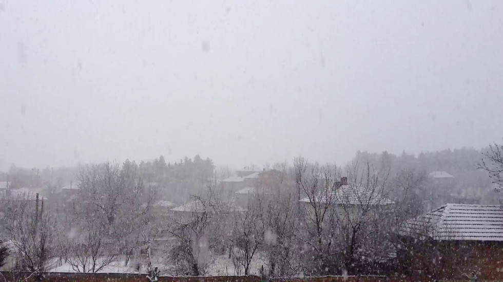 Снегът в село Згалево