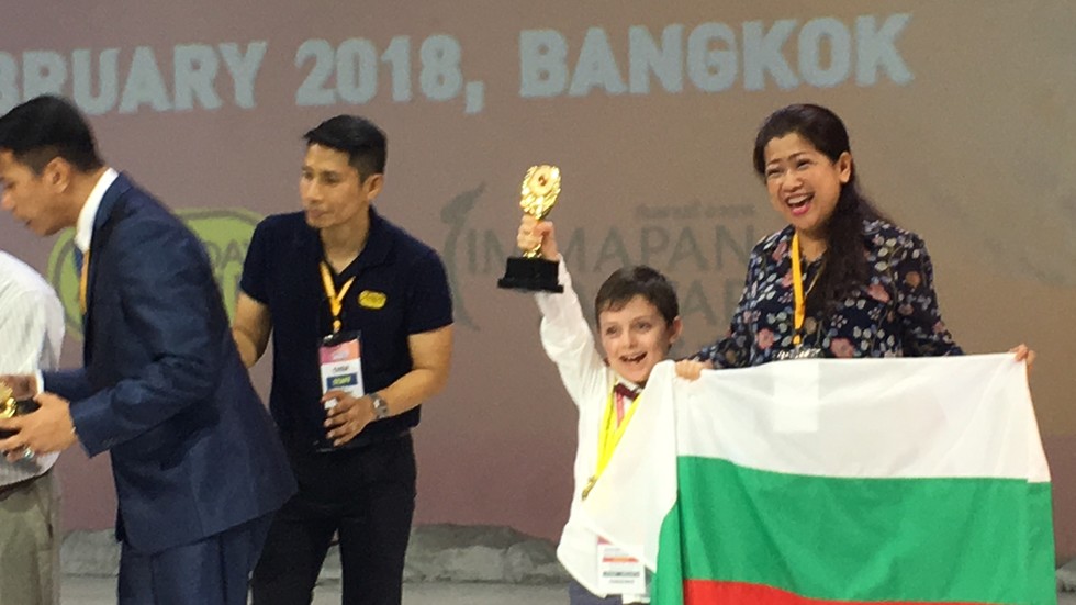Най-малкият шампион на Олимпиадата по математика в Тайланд