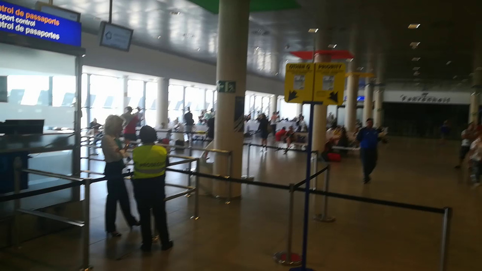 Бетстващи българи на летище "Кастелон", Испания