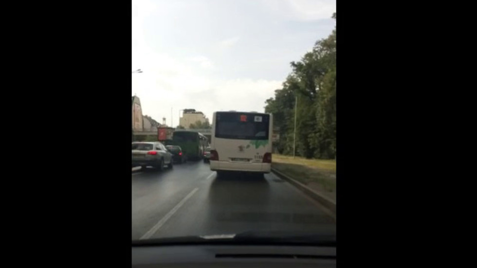 Нарушение на автобус на градския транспорт