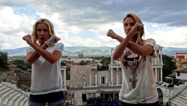 Алекс Раева & Мария Игнатова пеят братя Аргирови заради кастинга на X Factor