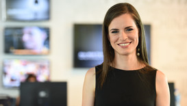 Водещата на Новините на Нова Марина Цекова е „Мис ТВ чар 2015”