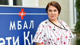 Марта Вачкова като главната сестра в „Откраднат живот”