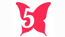 Първото уеб риалити в България „Великолепните 5” променя живота на пет жени
