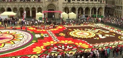 Поклон пред Кралицата на соула и цветен килим в Брюксел