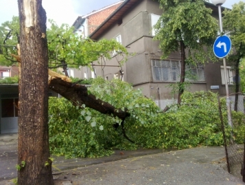 Буря в Благоевград